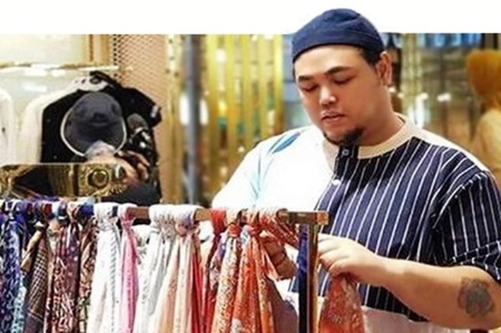 Desainer Sekaligus Selebritas Ivan Gunawan Sumbang Rp 2 Miliar untuk Palestina Jadi Peroleh Penghargaan Baznas