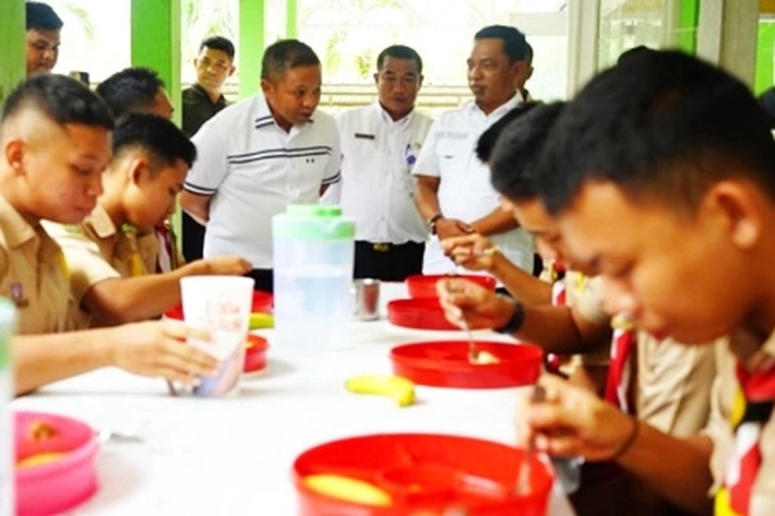 Pemprov Riau Dukung Program Nasional MBG Agar Siswa Bisa Sehat, Cerdas dan Mampu Bersaing