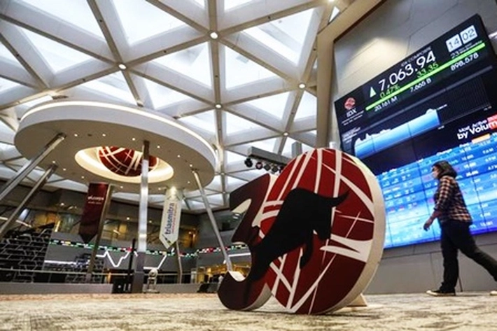 Bursa Efek Surati 19 Perusahaan Perkebunan Sawit yang Terdata Masuk dalam Kawasan Hutan