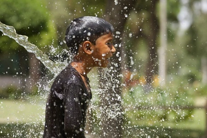 Masyarakat Miskin di Bumi Penghasil Minyak Paling Banyak Terdampak Akibat Cuaca yang Panas Ekstrim, Warga: ‘Matahari Sepertinya ada Tujuh Saja!’