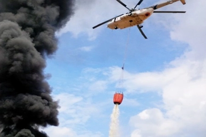 Karhutla Landa Kawasan TNTN yang Dipadamkan Pakai Helikopter Water Bombing