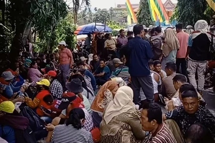 Ribuan Pekerja PT Torganda Turun Kejalan Tuntut Klaim Alih Kelola Kebun Sawit oleh PT Agrinas Palma Nusantara