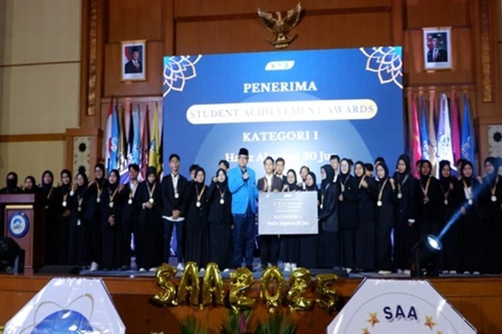633 Mahasiswa UIN Jakarta Raih Penghargaan Prestasi Nasional dan Internasional
