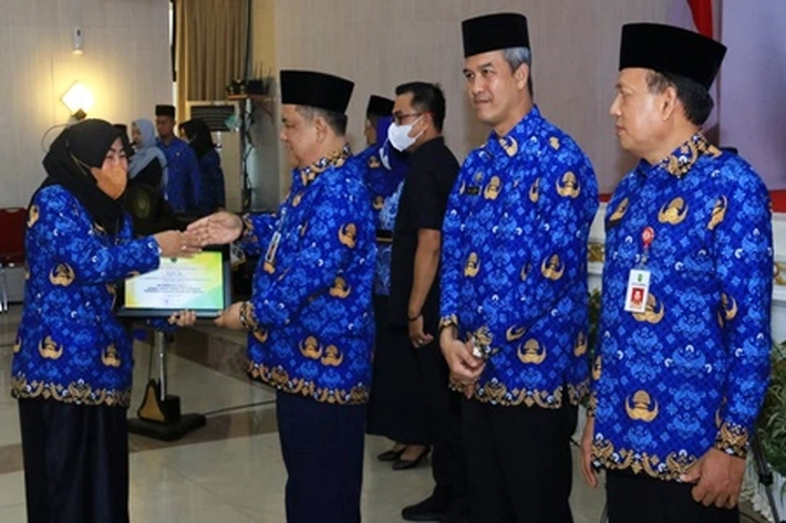 Plt Gubernur Riau Ajak ASN Perkuat Profesionalisme dan Netralitas