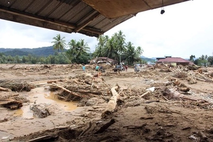 BMKG Minta Daerah Waspada Cuaca Ekstrem Siklon Tropis Senyar yang Mengintai