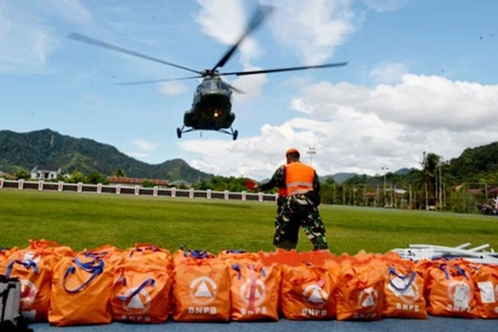 PT Pertamina International Shipping Salurkan Kebutuhan Pokok untuk Bencana Sumatera Lewat Udara