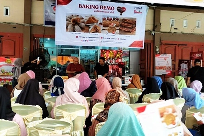 Grand Opening Toko Bahan Kue Ramaikan Berbagai Camilan Kekinian 