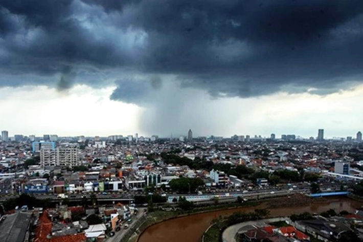  Selain Perkuat Kesiapsiagaan Bencana, Pemko Juga Diminta Bentuk Unit Gerak Cepat dan Bangun Embung untuk Tekan Banjir
