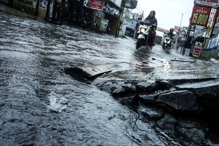 BMKG Peringatkan akan Terjadi Hujan Lebat di Pekanbaru yang Juga Dikhawatirkan Warga