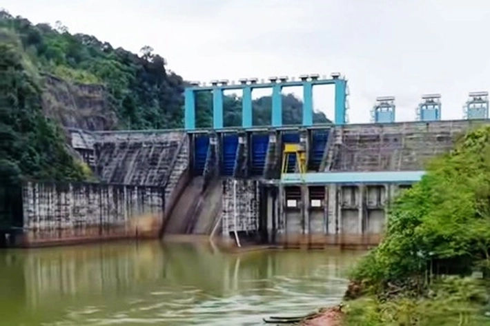 Kondisi Terkini Air Waduk PLTA Koto Panjang Alami Penurunan