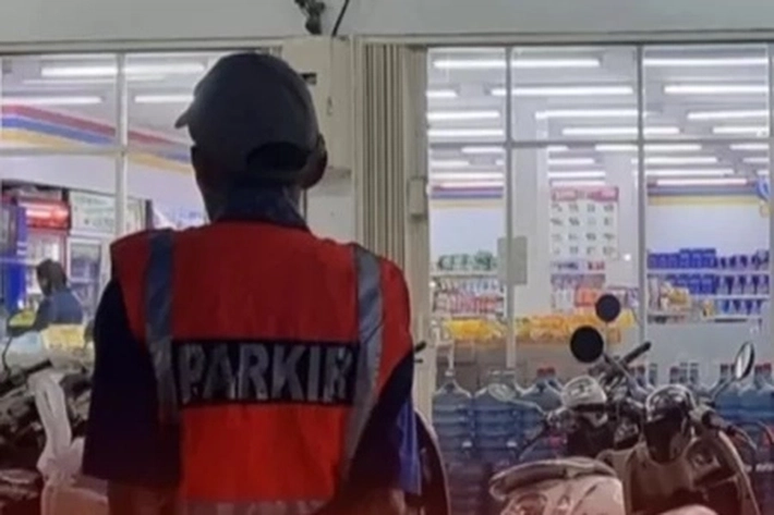 Jukir yang Tetap Pungut Parkir Alfamart-Indomaret akan di Tindak Ditempat