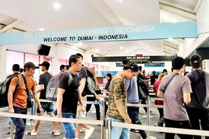 Riau Jadi Gerbang Deportasi Pemulangan PMI dari Malaysia yang Jumlahnya Capai 2.628 Hingga Akhir 2025