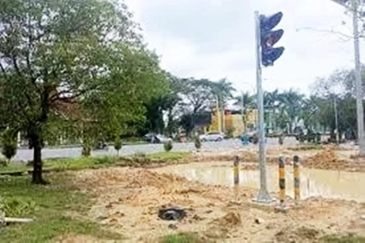 Simpang Sebidang Depan MTQ Dibongkar untuk Menghubungkan Jalan Arifin Achmad dengan Jalan Jenderal Sudirman