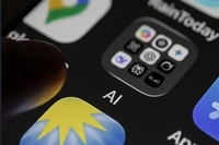 Pemuda Terjebak Masa Karantina dalam Pandemi Covid-19, 'Hanya AI yang Membantunya'