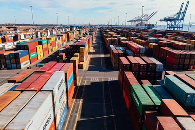 Riau Jadi Mesin Ekonomi Terbesar ke-6 di Indonesia dengan PDRB Tertinggi di Sejumlah Provinsi Besar