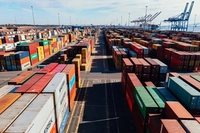 Riau Jadi Mesin Ekonomi Terbesar ke-6 di Indonesia dengan PDRB Tertinggi di Sejumlah Provinsi Besar