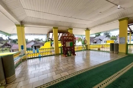 Usai Direvitalisasi, Masjid Jami' Sultan Lingga Terlihat Lebih Menawan
