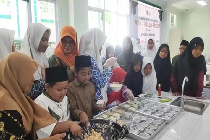 Bakery Premium The Harvest Berbagi untuk Yatim Lewat Roti di Ramadhan