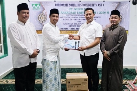 PT Musim Mas Salurkan 750 Paket Sembako untuk Perkuat Relasi Sosial