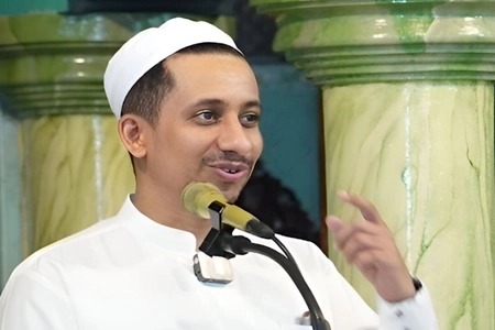 Habib Ja'far: Puasa Bukan Sekadar Menahan Lapar, Tapi Melatih Empati Sosial  