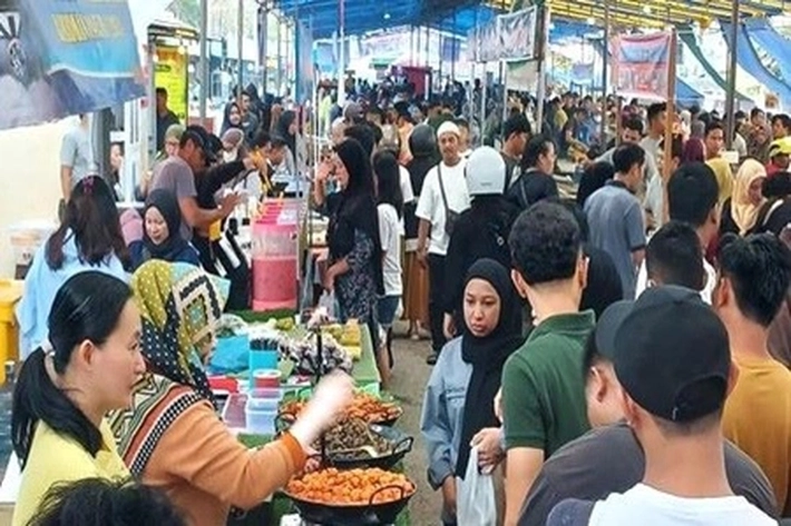 Tempat Ngabuburit Simpang 4 Arengka pada Ramadan 2026 Diserbu Warga