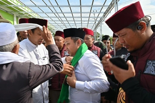 Abdul Wahid Dipindah ke Rutan Pekanbaru untuk Jalani Sidang, UAS: 'Saya Siap Bersaksi di Pengadilan, Kalau Beliau Tidak Bersalah'