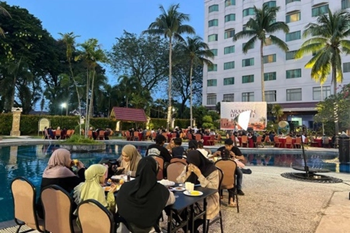 Arabian Delight Aryaduta Pekanbaru Ramai Dikunjungi karena Ada Hadiah Umrah