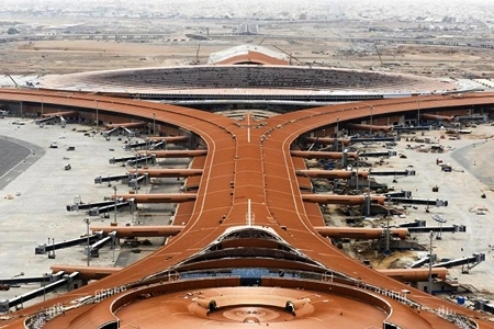 Bandara Arab Saudi Tetap Beroperasi di Tengah Gangguan Ruang Udara Timur Tengah