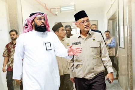 Kemenhaj Akui Jemaah Umrah Alami Keterlambatan Kepulangan ke Tanah Air karena Adanya Gangguan Penerbangan Internasional