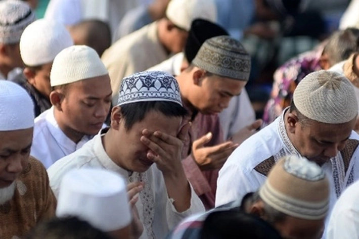 Amalan Idul Fitri Mulai Subuh Hingga Usai Sholat Id