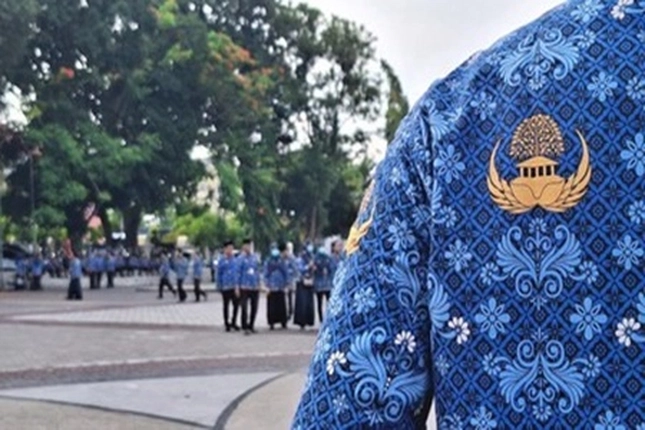 ASN Pemprov Riau WFA dengan Larang Pemakaian Mobil Dinas karena Krisis Energi Global