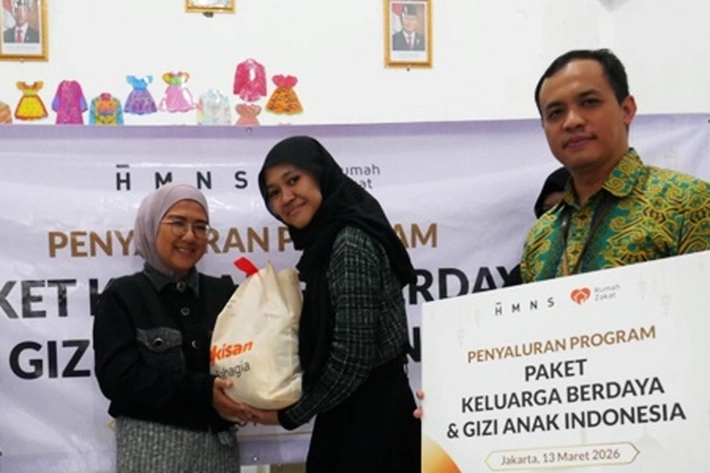 HMNS to Humans dan Rumah Zakat Salurkan 72 Paket Keluarga Berdaya untuk dapat Kembangkan Usahanya