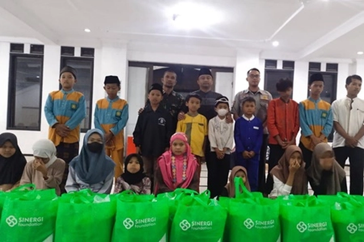 PT Ocean Network Express dan Sinergi Foundation Salurkan Filter Air pada Hari Air Sedunia