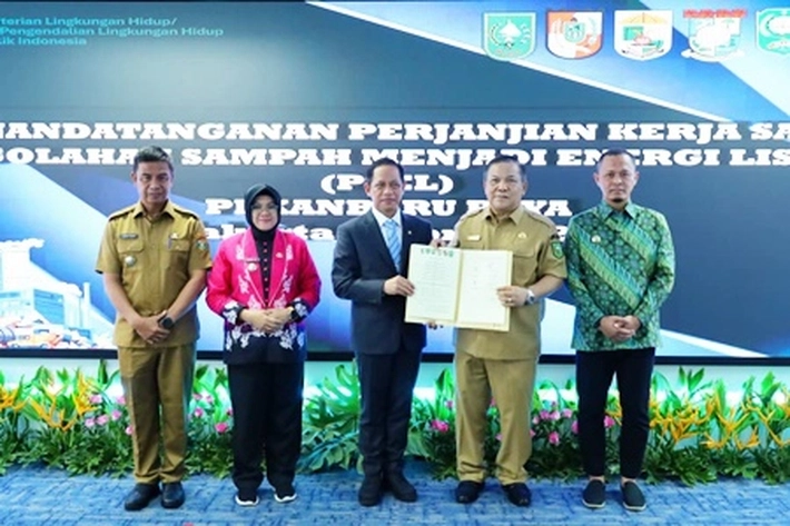 Pemprov Riau dan Kementerian LH Kerjasama Bangun Pembangkit Listrik dari Sampah