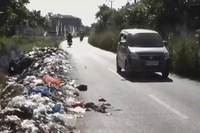 8 Angkutan Liar Buat Aksi Buang Sampah yang Coreng Wajah Kota Pekanbaru