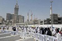 Menkes Saudi Cek Kesiapan Fasilitas Kesehatan Haji di Makkah