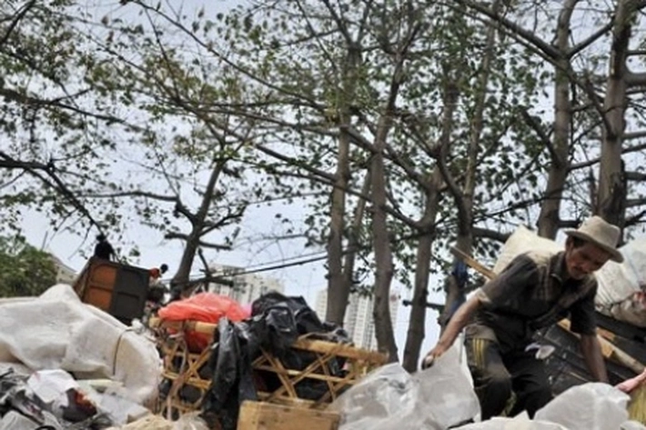 DLHK Pekanbaru Amankan 3 Mobil Pembuang Sampah Ilegal dari Kampar 