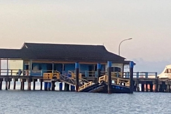 Dermaga Apung Tanjung Buton di Lingga Roboh Secara Tiba-tiba pada Saat Cuaca dalam Kondisi Normal