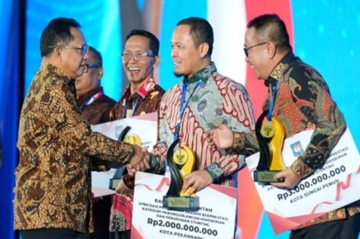  Walikota Agung Nugroho Raih Penghargaan dan Bawa Pulang Rp2 Miliar Hasil dari Kerja Keras Tekan Stunting dan Kemiskinan