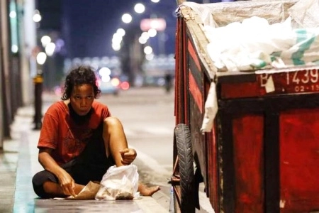 Ketika Sistem Tanpa Disadari Mendorong Orang Tetap Miskin