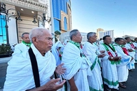 Ribuan Jamaah Haji Menuju Makkah yang Diminta Istirahat dan Ikuti Prosedur Sebelum Umrah Wajib
