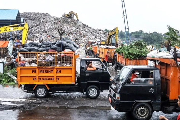 DLHK Temukan Armada Sampah Palsu yang Pasang Stiker LPS Kelurahan untuk Kelabuhi Petugas