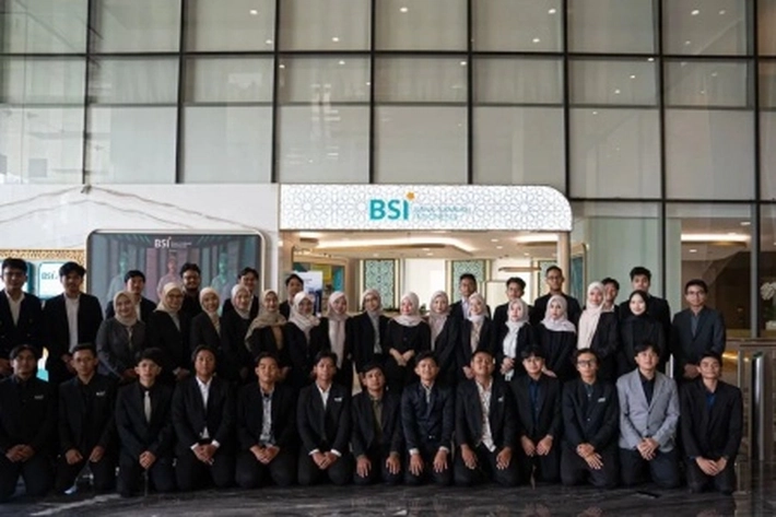 PT Bank Syariah Indonesia Salurkan Beasiswa untuk 5.250 Mahasiswa dan Pelajar di Tanah Air