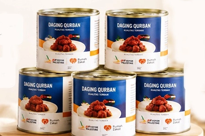 JSIT Indonesia Bersama Rumah Zakat Salurkan Daging 60 Ribu Kaleng Harapan di Tengah Krisis Kemanusiaan