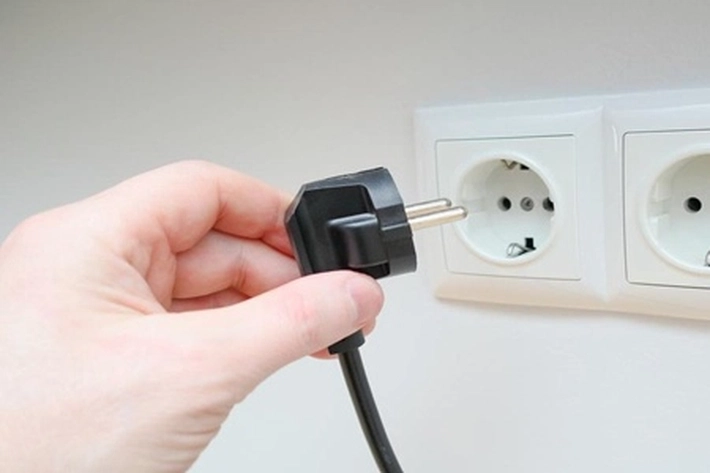 Alat Elektronik Banyak Rusak dan Pelanggan Merugi Gara-gara Blackout Sumatera, 'PLN Wajib Beri Kompensasi'