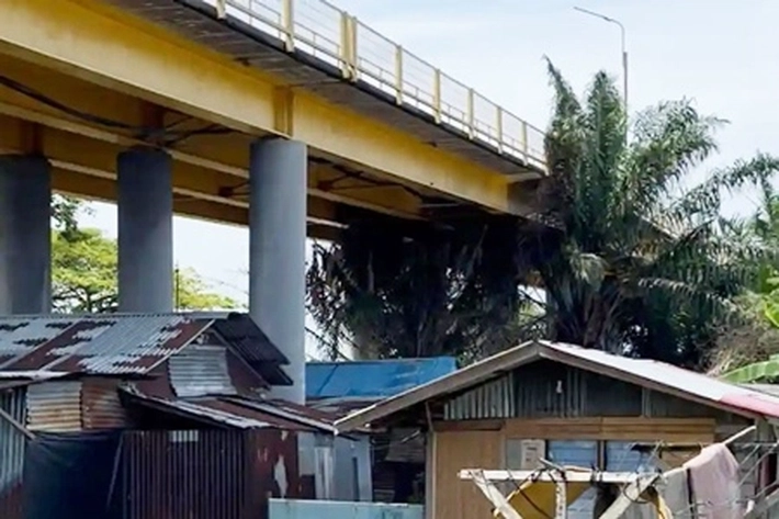 Warga yang Menghuni di Bawah Jembatan Leighton 1 Diminta Segera Kosongkan Lahan