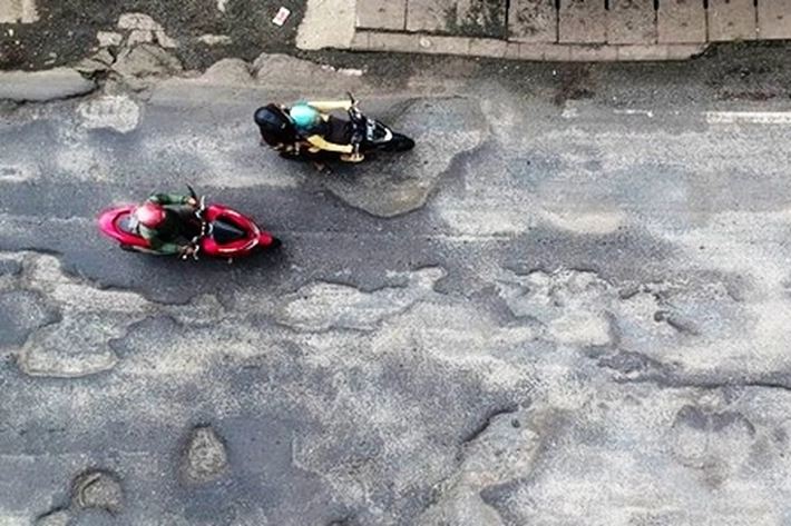 Jalan Rambutan Berlubang Perlu Ekstra Waspada, 'Bak Sudah jadi Mesin Pembunuh'