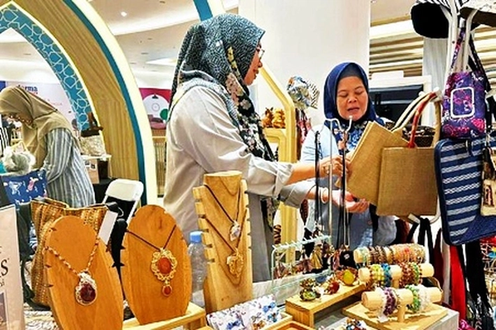 Living World Terapkan Sebagai Pusat Belanja Menuju Wisata Halal Nasional