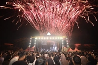 Festival Memadukan Hiburan, Seni Budaya, Musik Serta Bazar UMKM di Gelar di Halaman Kantor Gubernur Riau