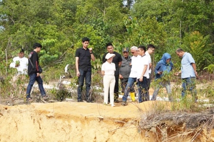 Pengerukan Pasir Ilegal Dihentikan, Wawako Li Claudia: Aturan Hukum Berlaku Sama untuk Semua